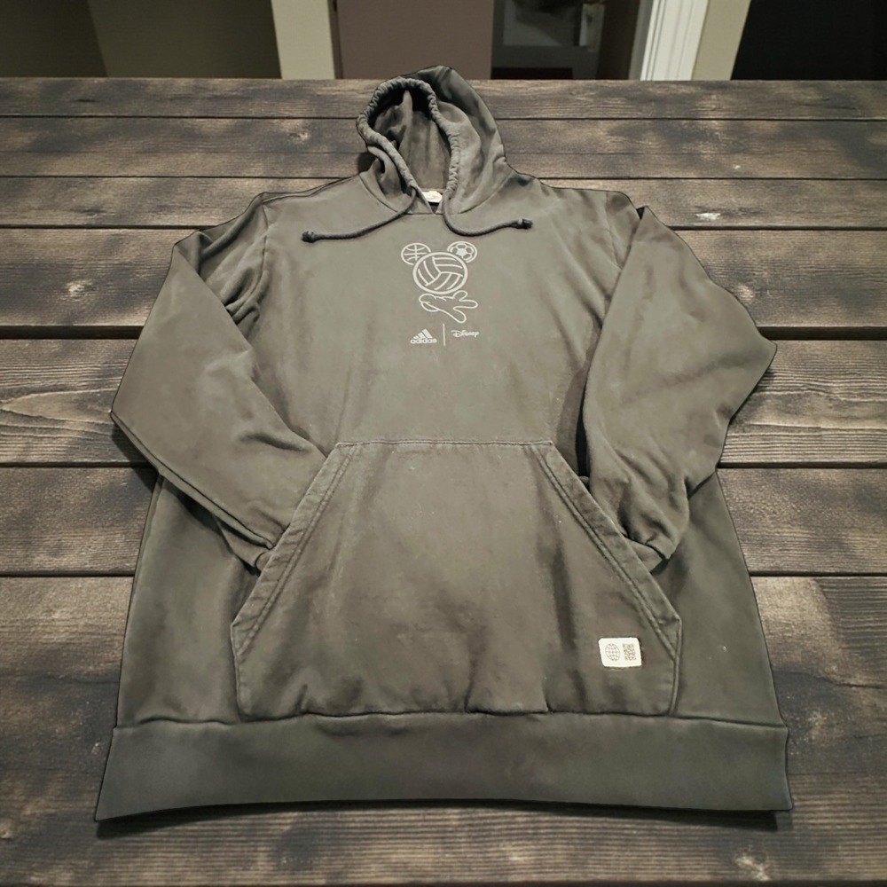 Adidas Disney Mickey Mouse Sports Graphic Hoodie Sweatshirt Men XL Grey